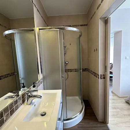 Lavenderia Z Widokiem Na Gore Parkowa, Blisko Centrum, Spokojna Okolica