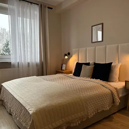 Apartamento Lavenderia Z Widokiem Na Górę Parkową, Blisko Centrum Kudowa-Zdrój