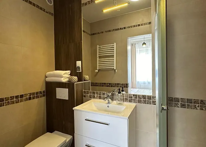 Lavenderia Z Widokiem Na Gore Parkowa, Blisko Centrum, Spokojna Okolica דירה *