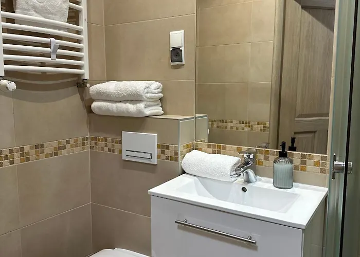 Lavenderia Z Widokiem Na Gore Parkowa, Blisko Centrum, Spokojna Okolica 아파트 *