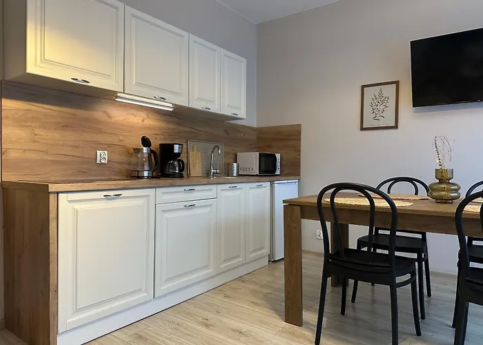 Lavenderia Z Widokiem Na Gore Parkowa, Blisko Centrum, Spokojna Okolica